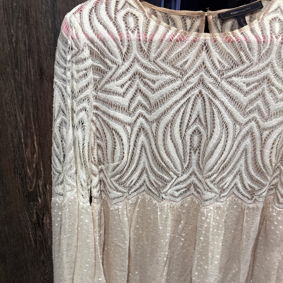 BCBG Max Azria - Picture 1 of 2